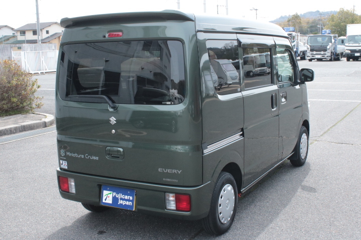 キャンピングカー 軽キャンパー
